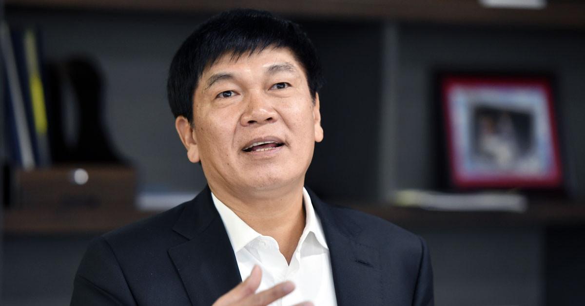 You are currently viewing VN-Index vượt 1.300 điểm, tỷ phú Trần Đình Long bứt phá