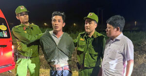 Read more about the article 20 phút cảnh sát dùng xe đặc chủng truy bắt kẻ trộm ô tô khách