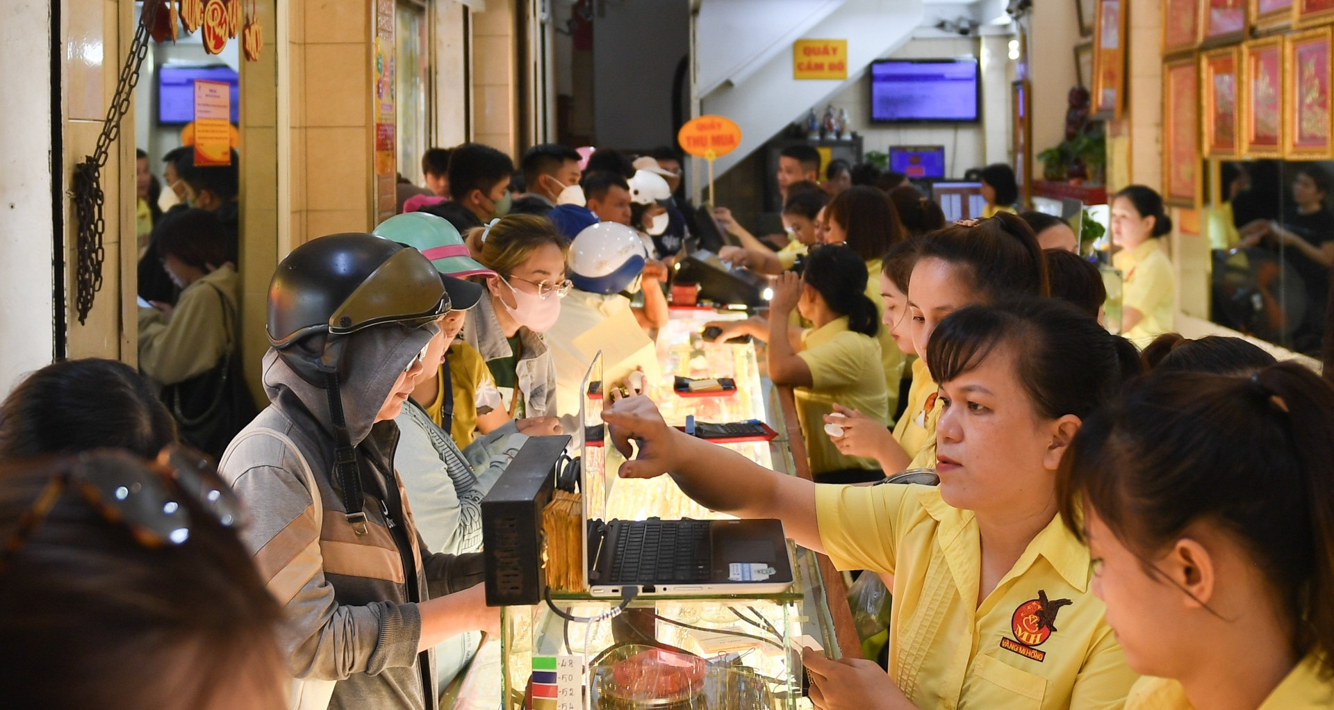 You are currently viewing SJC và nhẫn trơn liệu có bứt phá?