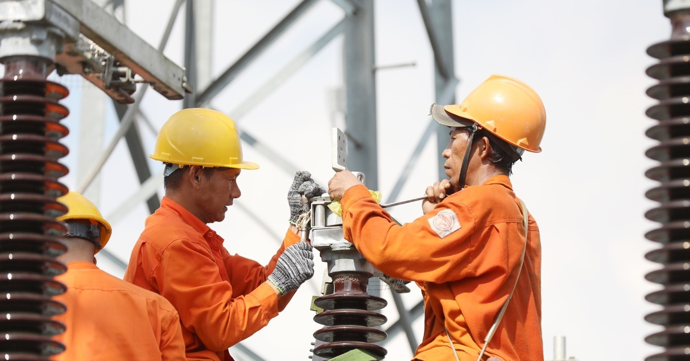 You are currently viewing Giá điện tăng hơn 100 đồng/kWh từ ngày mai 10/5