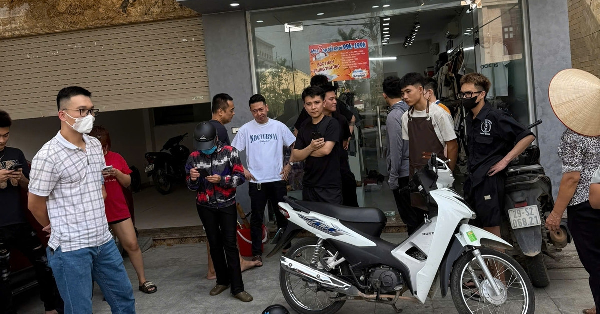 You are currently viewing Bản tin chiều 16/5: Chủ xe máy Hà Nội phục kích, tóm gọn tên trộm trong tích tắc