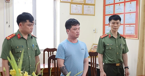 You are currently viewing Bản tin cuối ngày 8/5: Khởi tố Tiktoker Lê Việt Hùng tội Cưỡng đoạt tài sản