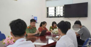 Read more about the article Bản tin chiều 17/5: Nam sinh bị đánh hội đồng đến mức gãy xương sườn