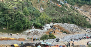 Read more about the article Bản tin cuối ngày 16/5: Sạt lở đá khiến 5 người mất tích ở Lai Châu