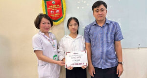 Read more about the article Bạn đọc giúp đỡ ông Lý A Phứ bị đá rơi vào đầu hơn 115 triệu đồng