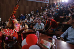 Read more about the article Ước mơ của những em bé đón Tết thiếu nhi trong bệnh viện