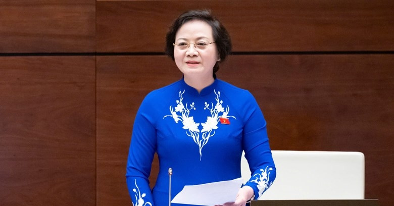 You are currently viewing Bộ trưởng Nội vụ chỉ rõ trường hợp chủ tịch tỉnh ‘cầm tay, chỉ việc’ cấp dưới