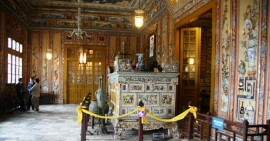 You are currently viewing Các vụ trộm, xâm hại lăng mộ vua chúa và hoàng thân