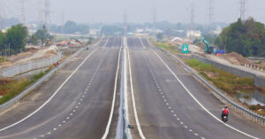 Read more about the article Cận cảnh cao tốc Bến Lức