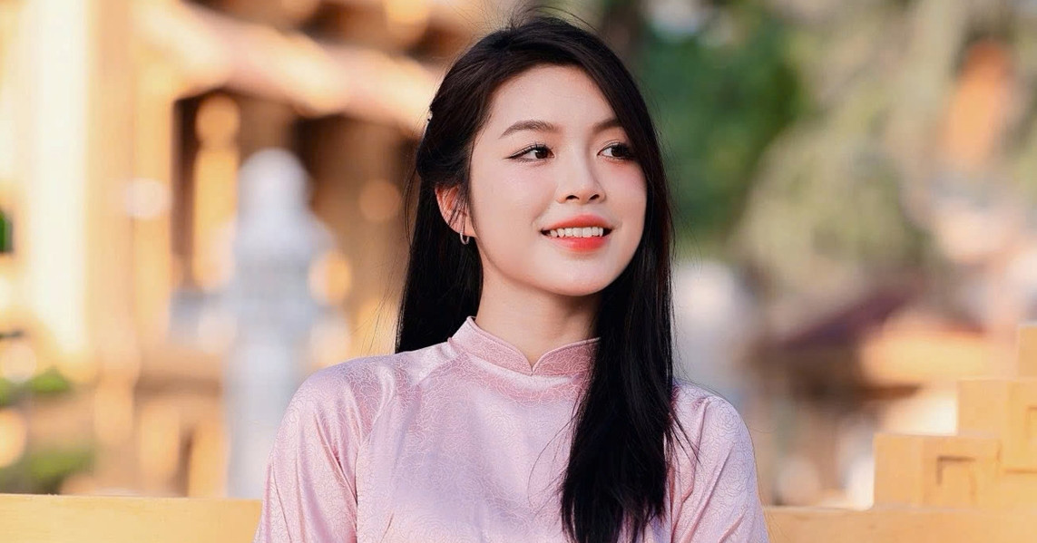 You are currently viewing Chân dài bóng chuyền 19 tuổi Kiều Vy đẹp tựa nàng thơ