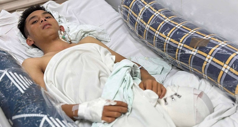 You are currently viewing Cô ruột khẩn cầu cứu chàng trai mồ côi gặp nạn cần 50 triệu đồng làm phẫu thuật