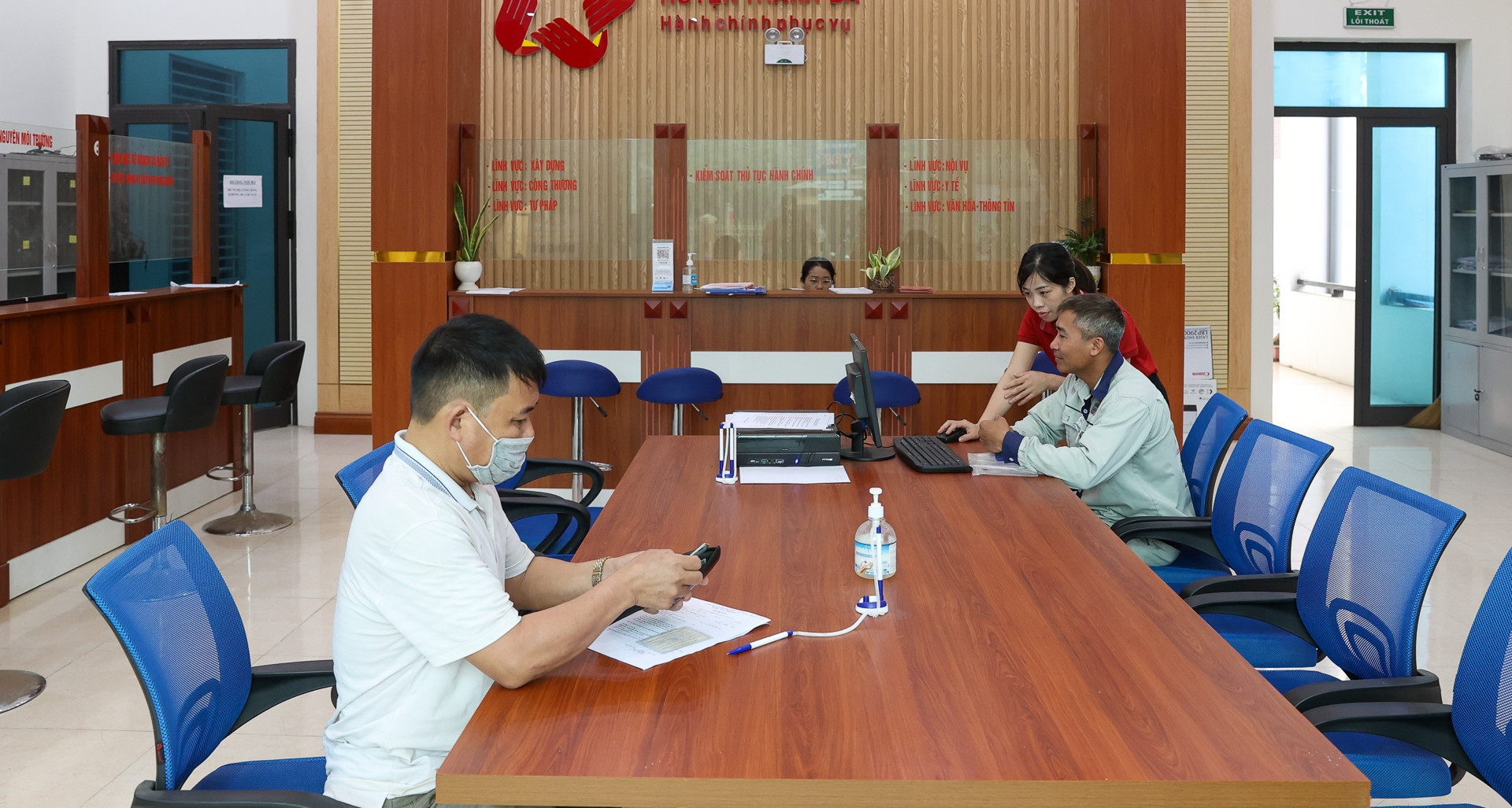 Read more about the article Bộ Nội vụ đề xuất loạt chế độ nghỉ việc cho người hoạt động không chuyên trách