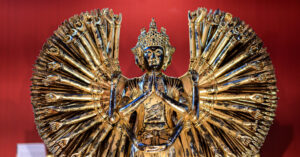 Read more about the article Chiêm ngưỡng phiên bản đặc biệt của các bảo vật quốc gia về Phật giáo