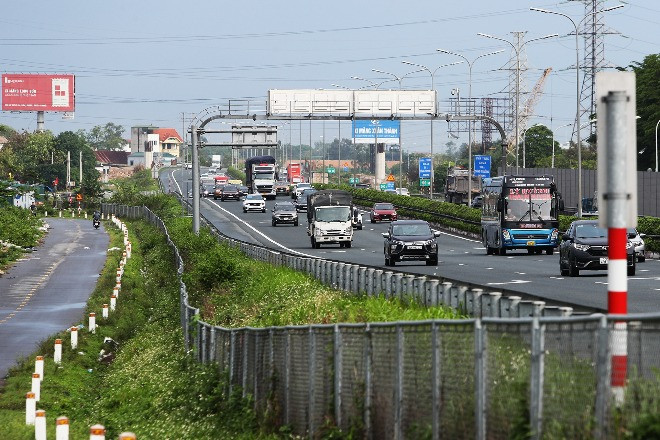 You are currently viewing Cảnh khó tin ở cửa ngõ Hà Nội ngày cuối kỳ nghỉ lễ 30/4-1/5