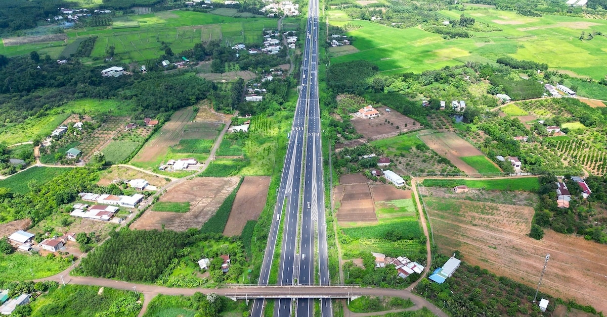 Read more about the article Chính phủ ‘chốt’ 12 nhiệm vụ, giải pháp để năm nay đạt tăng trưởng 8% trở lên