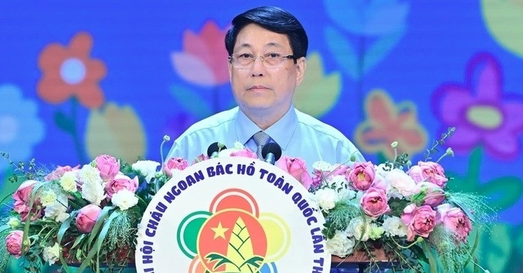 You are currently viewing Chủ tịch nước Lương Cường dự và phát biểu tại Lễ tuyên dương Cháu ngoan Bác Hồ