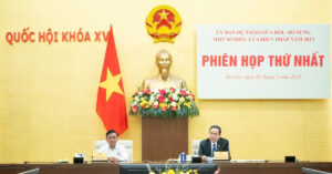 Read more about the article Bắt đầu lấy ý kiến nhân dân góp ý sửa Hiến pháp từ ngày mai