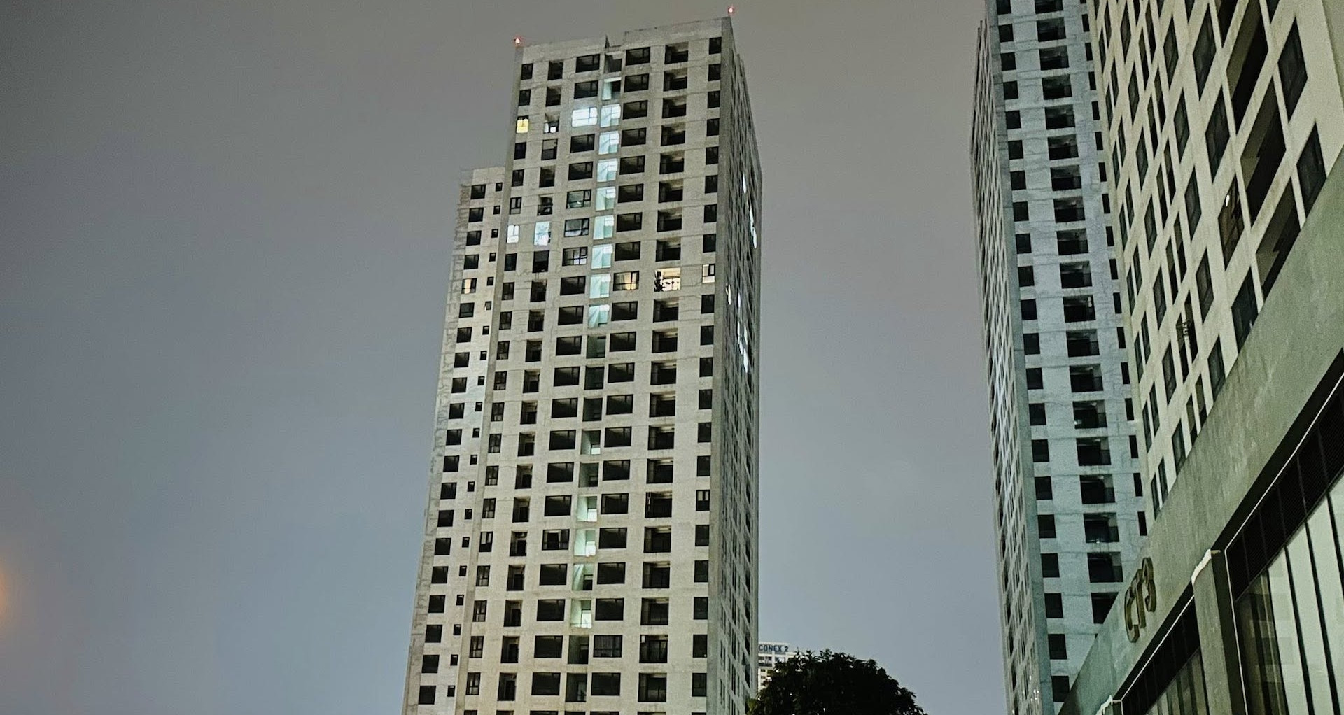 You are currently viewing 5 năm vẫn lác đác cư dân, đèn tắt triền miên