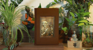 Read more about the article Có gì trong những cuốn sách Phật giáo bản đặc biệt?