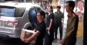 Read more about the article Công an khám nhà, tạm giữ TikToker Lê Việt Hùng