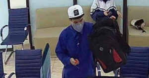 Read more about the article Công an công bố đặc điểm nhận dạng nghi phạm cướp ngân hàng ở Quảng Ninh