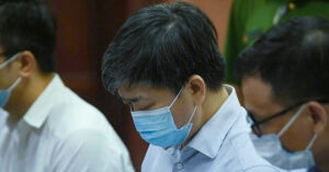 Read more about the article Cựu Bí thư Bến Tre và bà chủ Xuyên Việt Oil được giảm án