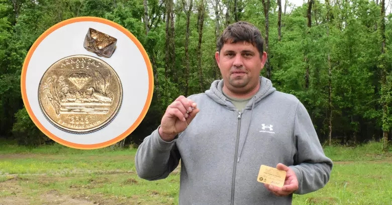 You are currently viewing Dạo chơi trong công viên, người đàn ông nhặt được viên kim cương quý giá