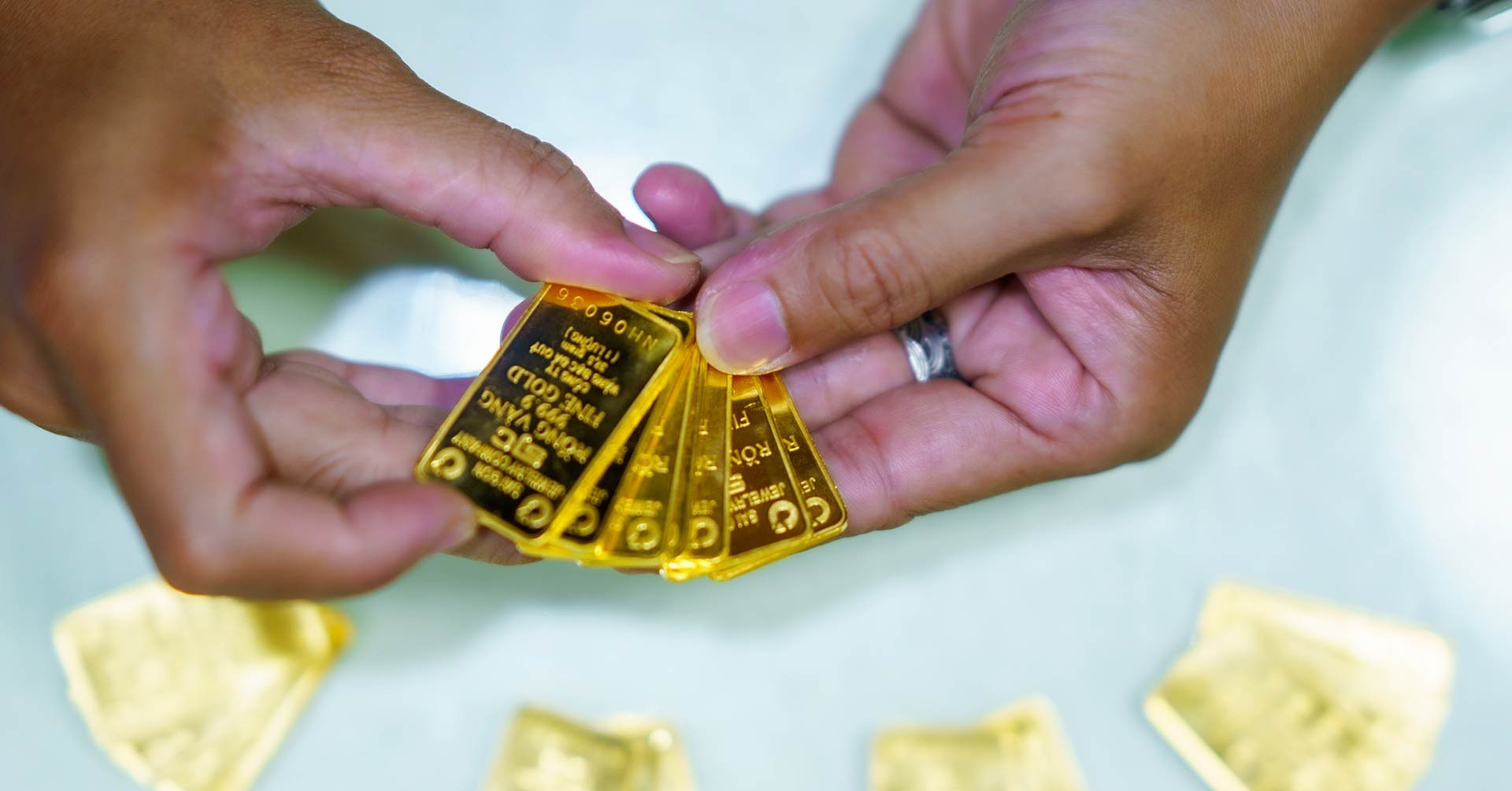 You are currently viewing Đề xuất kinh doanh vàng miếng không có giấy phép bị phạt 400 triệu