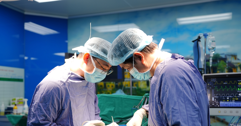 You are currently viewing Đi khám đau cổ vai gáy phát hiện khối u chèn ép tủy