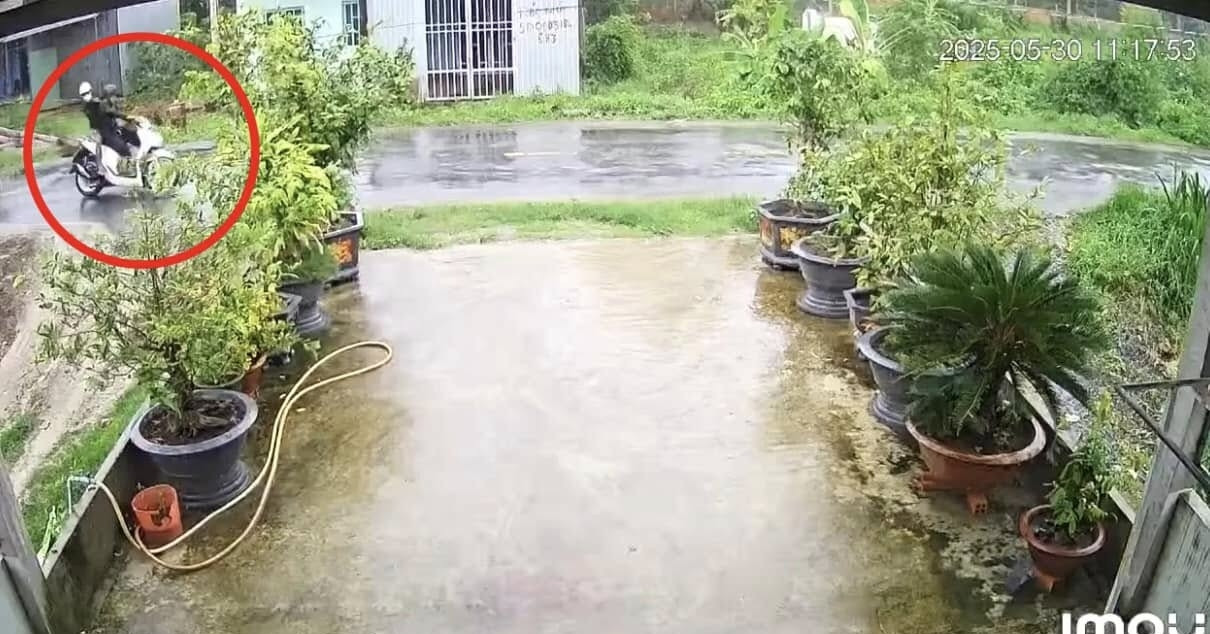 You are currently viewing Đi xe máy va trúng dây điện đứt, 2 nam thanh niên tử vong