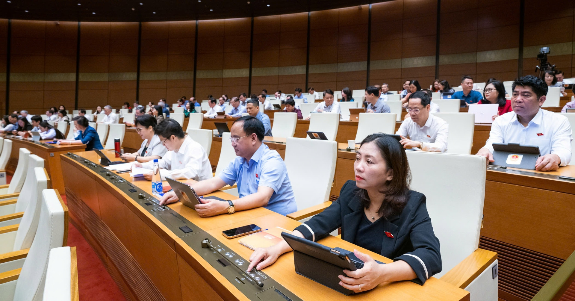 You are currently viewing Điều chỉnh kỳ họp Quốc hội, bổ sung thêm nhiều nội dung