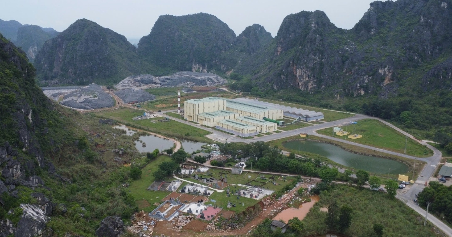 You are currently viewing Chủ tịch UBND TP đối thoại với người dân