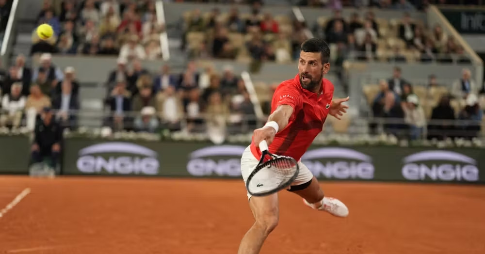 You are currently viewing Djokovic thắng dễ trận ra quân Roland Garros 2025