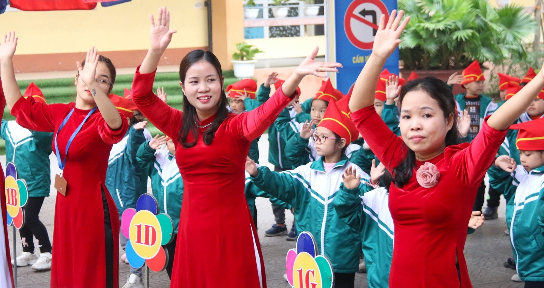 You are currently viewing Dự kiến bỏ quy định chia hạng chức danh nhà giáo