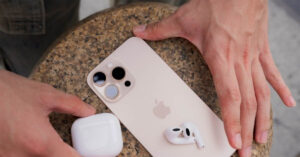 Read more about the article Giá iPhone chạm đáy; Honda SH thấp hiếm có