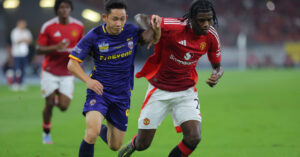 Read more about the article Hai Long, Hoàng Đức chia sẻ xúc động sau trận thắng MU