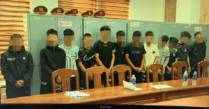 Read more about the article Hàng chục đối tượng lùa đuổi 2 thanh niên đi xe máy khiến 1 người chết