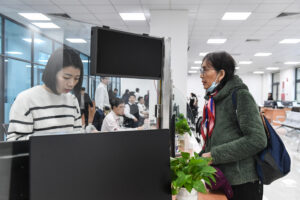 Read more about the article Quảng Bình đề xuất có thêm biên chế để tuyển dụng trí thức trẻ gửi tâm thư