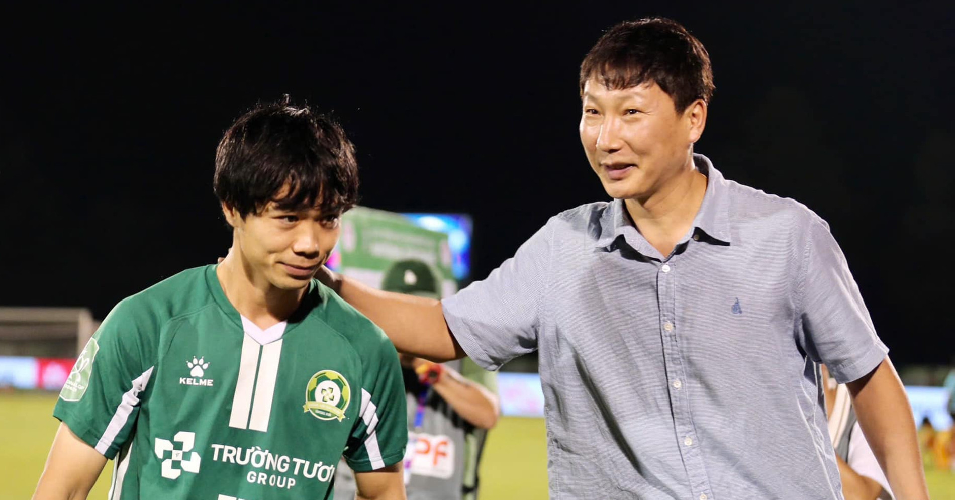 You are currently viewing HLV Kim Sang Sik gọi Công Phượng trở lại tuyển Việt Nam?