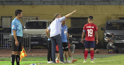 You are currently viewing HLV Polking chỉ ra lý do CAHN gục ngã trước Hà Nội FC