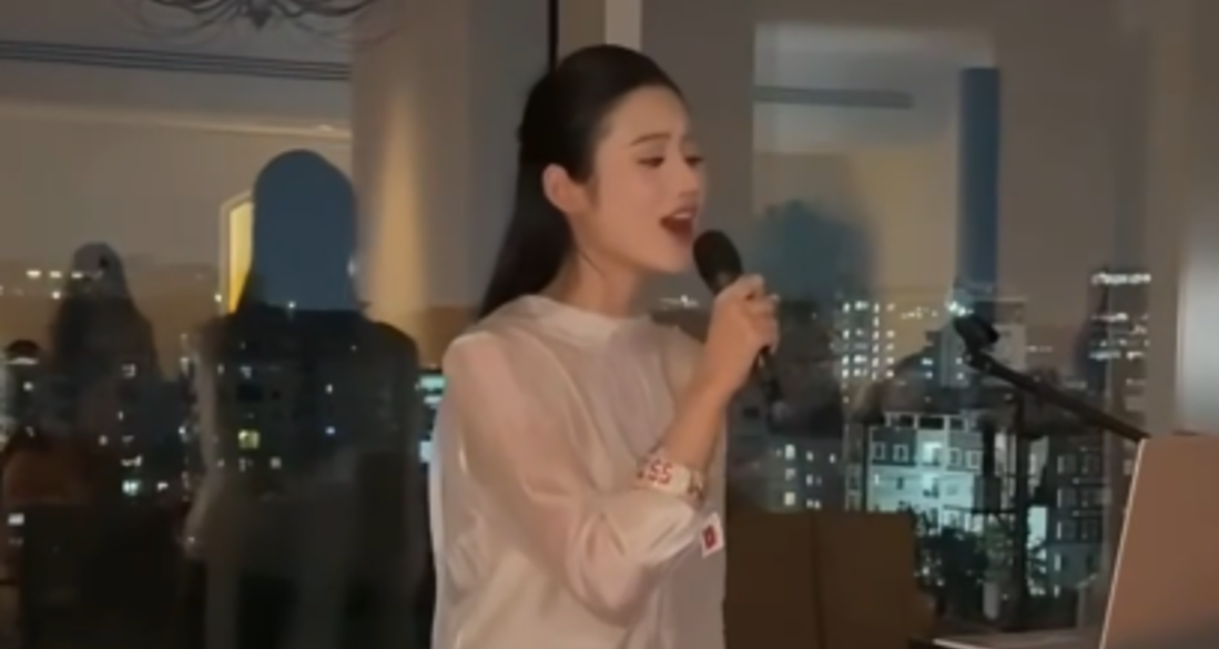 Read more about the article Hoa hậu Ý Nhi tự tin hát tiếng Anh trước thềm chung kết Miss World 2025