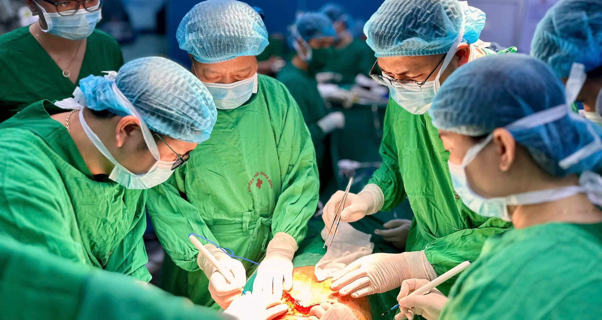 You are currently viewing Hồi sinh hơi thở tự nhiên cho hai người phụ nữ nhờ ghép phổi từ người chết não