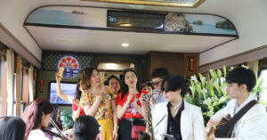 Read more about the article Khai trương đoàn tàu ‘quý tộc’ Hà Nội