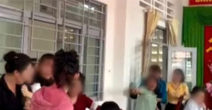 Read more about the article Nhiều tình tiết bất ngờ trong vụ phó hiệu trưởng xô xát với giáo viên