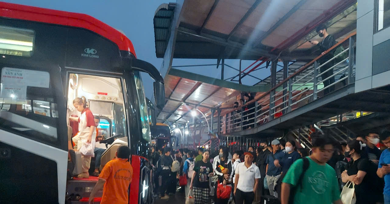 You are currently viewing Cú hích tạo sức hút vận tải hành khách công cộng