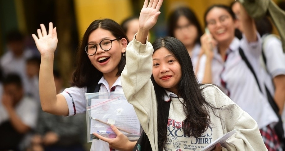 Read more about the article Loạt đại học ở Hà Nội đã nhận hồ sơ xét tuyển năm 2025