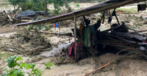 Read more about the article Lũ quét tràn về giữa đêm, nhiều tài sản của người dân bị cuốn trôi