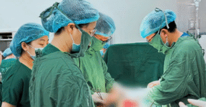 Read more about the article Mổ khẩn cấp cứu sản phụ 22 tuổi ‘9 phần tử vong’