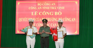 Read more about the article Một thiếu tướng của Công an tỉnh Trà Vinh nghỉ hưu trước tuổi