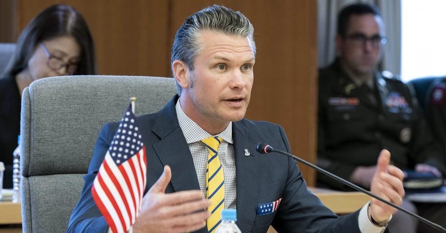 Read more about the article Mỹ kêu gọi các đồng minh châu Á tăng chi tiêu quốc phòng
